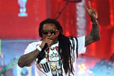 Lil Wayne Hospitalized for Seizure-Like Symptoms