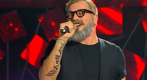 Antonino Spadaccino Impersona Marco Masini E Vince Tale E Quale Show 2022