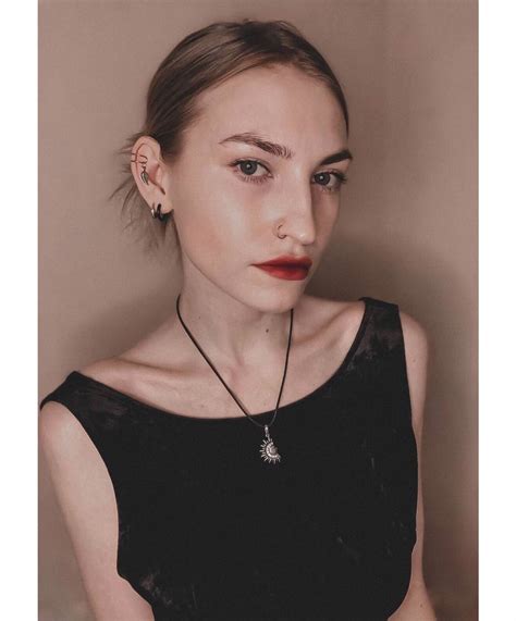 Кристина Крислинг| Ниче такой ПРОДЮСЕР (@kristina_krisling) on Threads