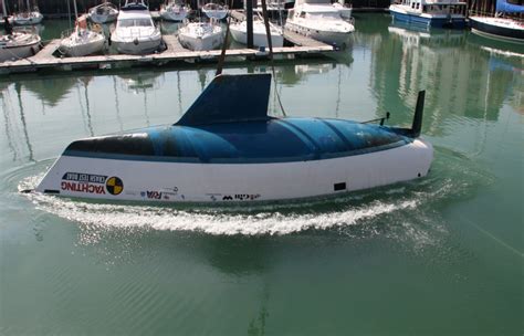 See the Crash Test Boat capsize video - Yachting Monthly