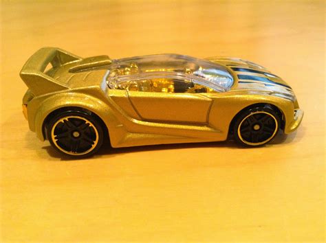 JULIAN S HOT WHEELS BLOG 2014 International Mail In Exclusive Gold Quick N Sik