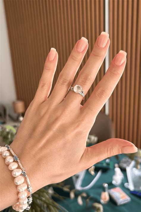 Top 10 Beautiful Ideas For Elegant Nude Nails To Wear