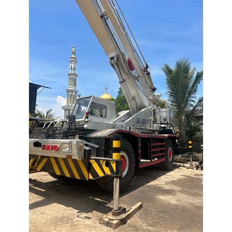 Jasa Rental Disewakan Roughter Crane Kato 50 Ton SS500 Oleh CV Artha