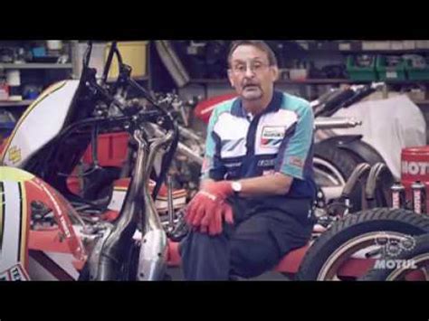 Suzuki RG500 barry sheen démontage moteur YouTube