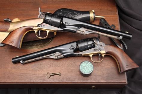 Colt 2nd Gen 1860 Army Pair Cased Us Cavalry Commemorative W Shoulder