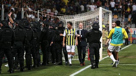 UEFA dan Fenerbahçe ye seyirci cezası Fenerbahçe Spor Haberleri