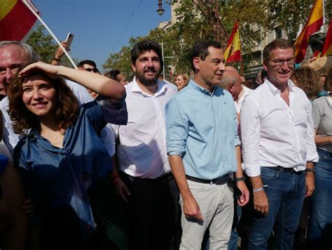 Miras Y Antelo Ponen La Voz De La Regi N En La Manifestaci N Contra La