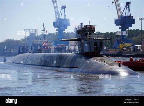 The Ohio Class Guided Missile Submarine Uss Georgia Ssgn 729 Exits