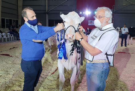 El Ministerio de Agricultura acompañó la tradicional muestra ganadera