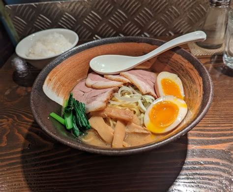 一三五4枚チャーシュー 味玉天虎のレビュー ラーメンデータベース