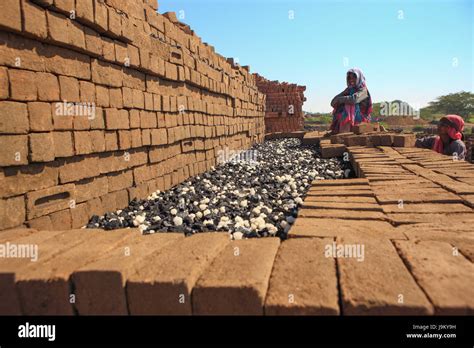 Woman Working In Brick Factory Madhya Pradesh India Asia Stock Photo