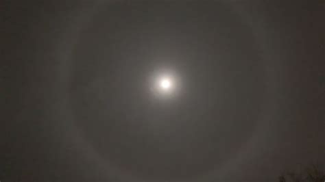 Halo around the Moon spotted overnight | WJAR