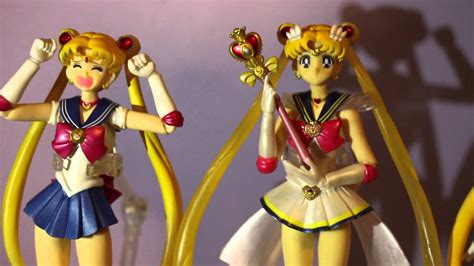 Super Sailor Moon Figuarts Vs Bootleg And Anime Color Version セーラームーン