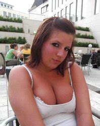 Belle Salope Aux Gros Seins ZB Porn