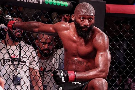 Mma Cédric Doumbè Partagera Laffiche Dun Film Avec Jean Claude Van