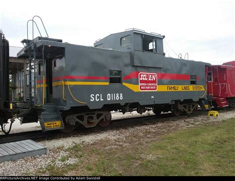 Seaboard Coast Line M8 Caboose 01188