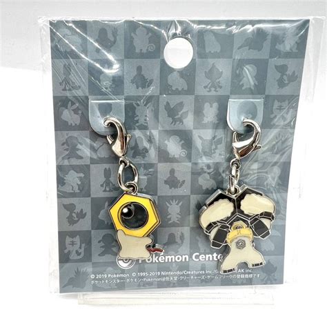 【未使用】2019 未開封 未使用 Pokemon Center ポケモンセンター ポケモン メタルチャーム メルタン メルメタル チャーム