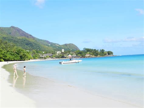 Beau Vallon Beach | CARPE DIEM SELF CATERING APARTMENT