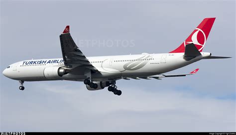 Tc Joj Airbus A Turkish Airlines Yigit Cicekci Jetphotos