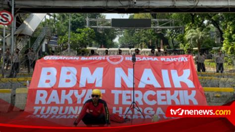 Gegara Kebijakan Harga BBM Naik Kepuasan Rakyat Kepada Presiden Jokowi