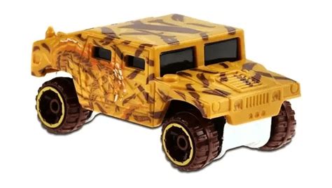 Машинка Базова Hot Wheels HMMWV Humvee Art Cars 1 64 GHC17 Tan купити в інтернет магазині