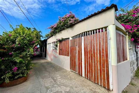 Se Vende Acogedora Casa Esquinera En Villa Libertad Excelente Ubicaci N