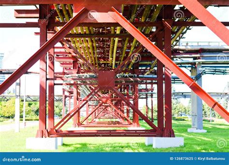 Red Metal Structures Wheel Supports For Pipes Pipeline Trestle From