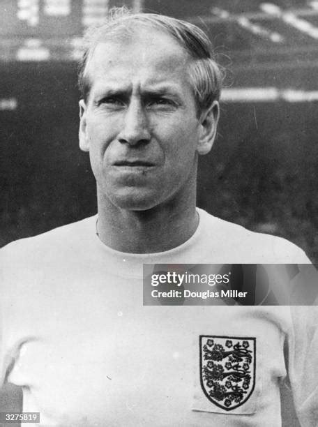 3,924 Bobby Charlton England Stock Photos, High-Res Pictures, and Images - Getty Images