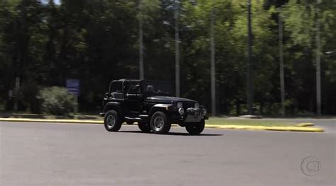 IMCDb Org 1997 Jeep Wrangler Sahara TJ In Avenida Brasil 2012