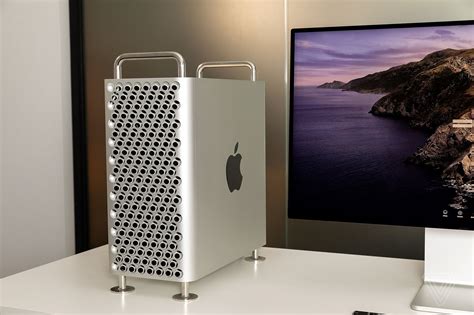 Apple Updates Mac Pro Gpus With New Amd Radeon Options The Verge