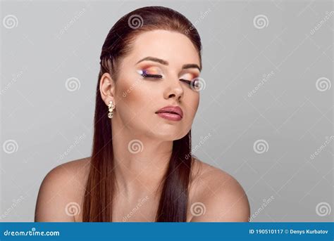 Magnifique Femme Nue Image Stock Image Du Tresse Heureux 190510117