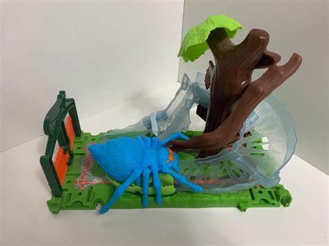 Pista Ataque Da Aranha No Parque Mais Pistas Hot Wheels Brinquedo Mattel Usado