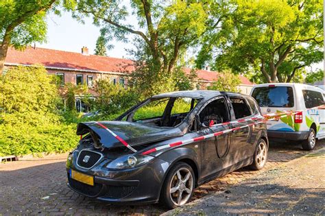 Auto Brandt Volledig Uit In Zeeheldenbuurt Zwolle