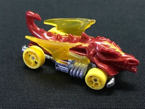 HOT WHEELS DRAGON Blaster Car Collectable Scale 1 64 EUR 4 26 PicClick FR