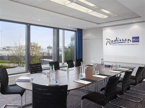 Radisson Blu Hotel Manchester, Airport Reviews, Deals & Photos 2024 ...