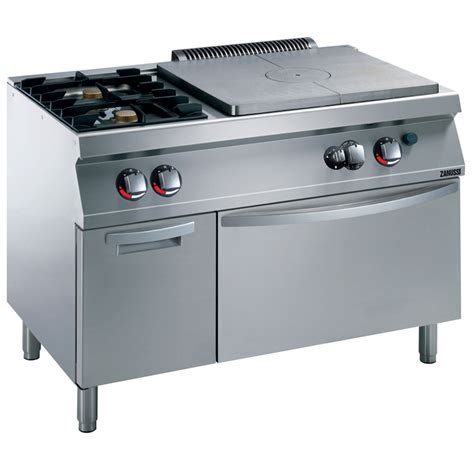 Modular Cooking Range Line EVO700 Gas Solid Top On Gas Oven With 2