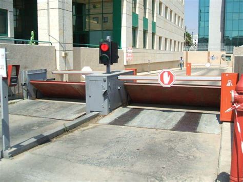 Road Block Wedge Barrier Bgi Barriers