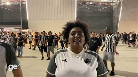 Vídeo O Galo é o único 100 na Libertadores celebra Carol Voz da