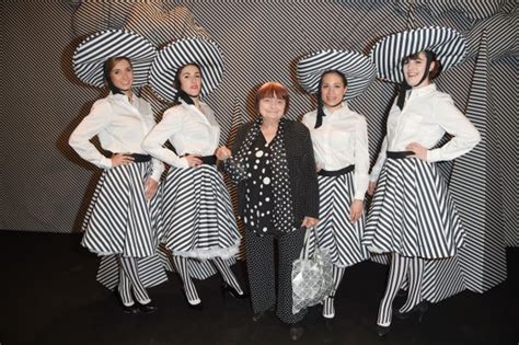 PHOTO Obsèques d Agnès Varda l un de ses petits fils lui rend un