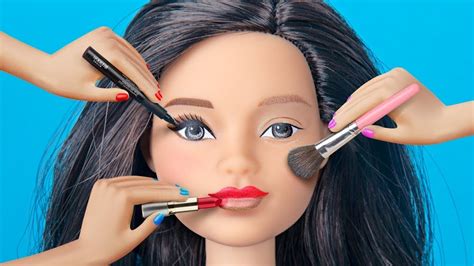 9 FORMAS EXTRAÑAS DE ESCABULLIR BARBIES A CLASE LOCOS TRUCOS PARA TU