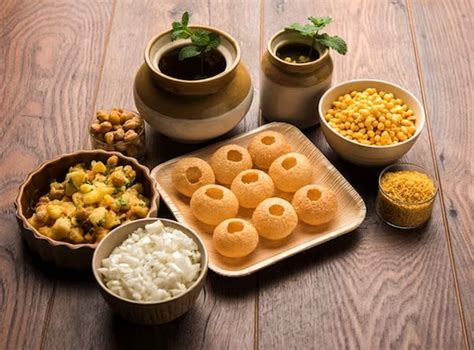 Golgappa Recipe मूंग दाल से बनाएं बाजार जैसे कुरकुरे गोलगप्पे यह रही