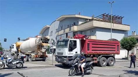 Incidente Scafati Ciclista Travolto E Ucciso Da Una Betoniera