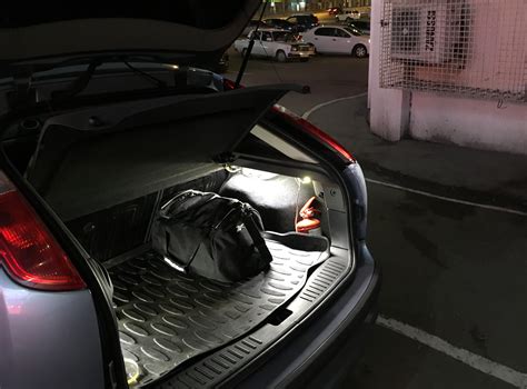 Новое освещение багажника… done — Ford Focus II Hatchback, 1,4 л, 2006 ...