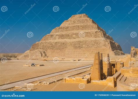 Piramida Djoser Lub Step Pierwszy Piramida Zbudowana W Egypt Saqqara