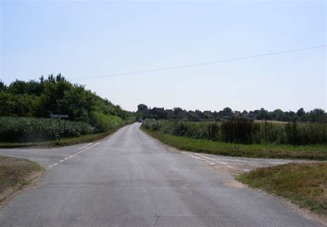 Thwaite Road Ditchingham © Geographer Cc By Sa20 Geograph Britain