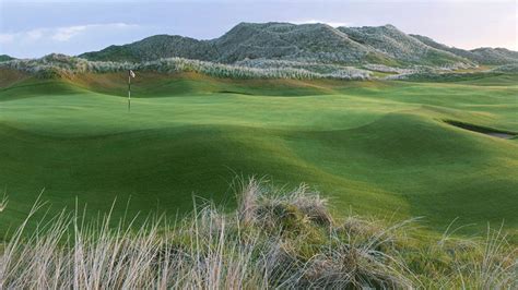 golf courses owned  donald trump   world