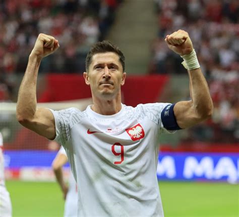 Robert Lewandowski przeszedł do historii polskiej piłki WP SportoweFakty