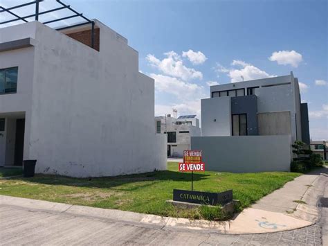 Venta Lote De Terreno En Fraccionamiento Valle Imperial Zapopan