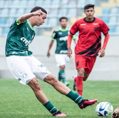 Athletico Pr Vence Palmeiras Fora De Casa Pelo Brasileiro Sub