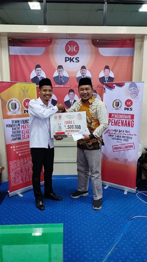 Guru SD Tulangbawang Juarai Lomba Baca Teks Proklamasi Mirip Soekarno